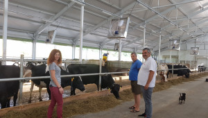 Семейна млечна ферма извлича ползи от автоматизиране на процесите - Agri.bg